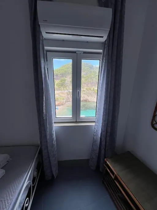 Willa La Casa Sulle Rocce House On The Rocks Asos 0*,