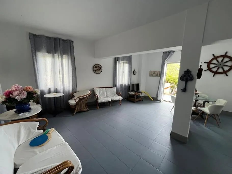 Dom wakacyjny Willa La Casa Sulle Rocce House On The Rocks Asos Grecja